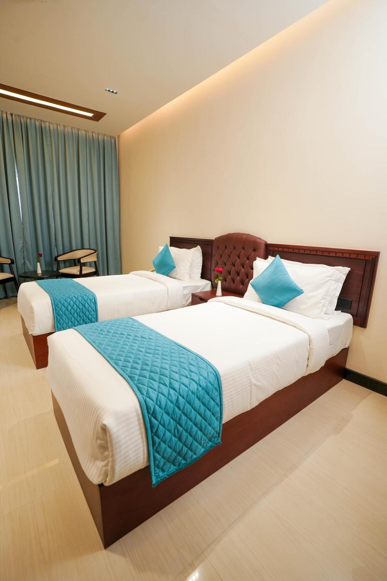 Hotel Blue Castle Thiruvananthapuram Exterior foto